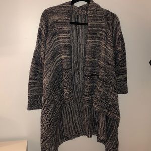 Knitted cardigan